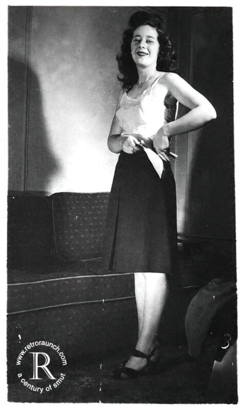 Vintage Women and Girls nude in the 1940's