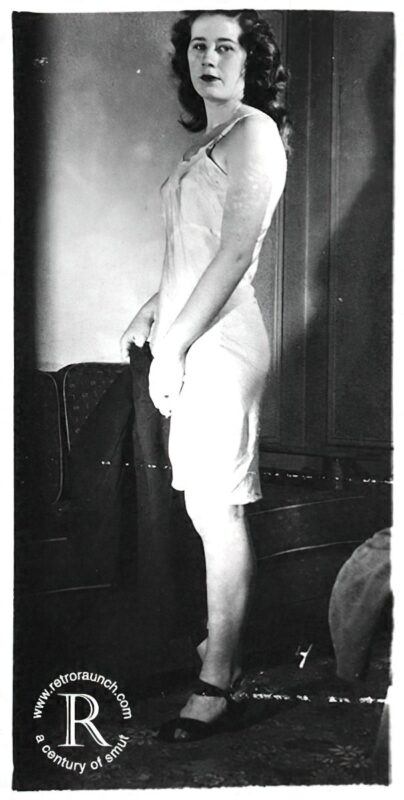 Vintage Women and Girls nude in the 1940's