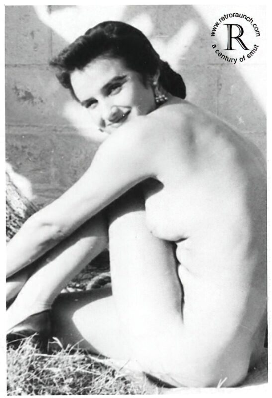 Vintage Women and Girls nude in the 1940's