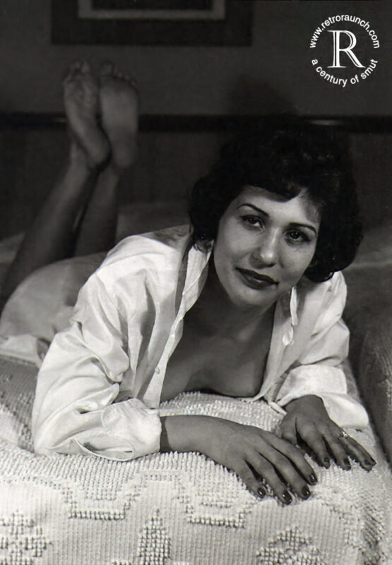 Vintage Women and Girls nude in the 1940's