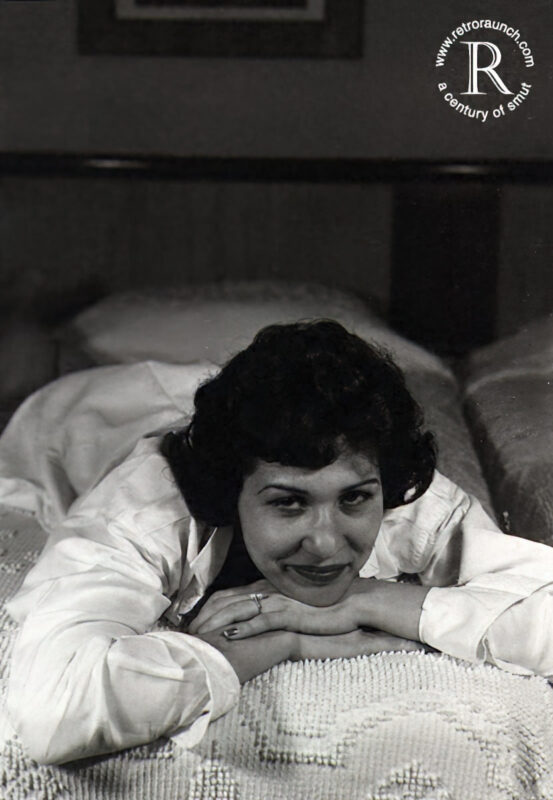 Vintage Women and Girls nude in the 1940's