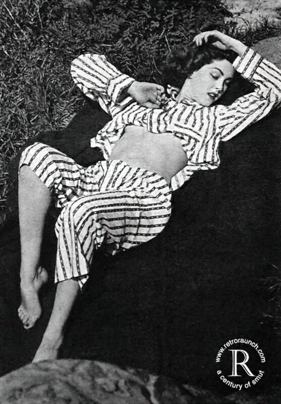 Vintage Women and Girls nude in the 1940's