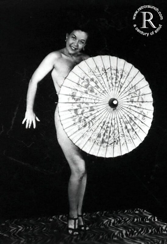 Vintage Women and Girls nude in the 1940's