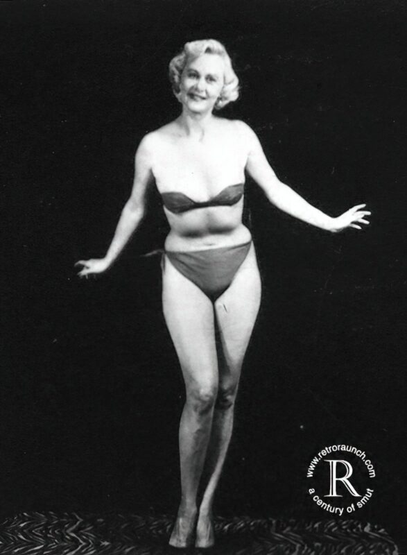 Vintage Women and Girls nude in the 1940's