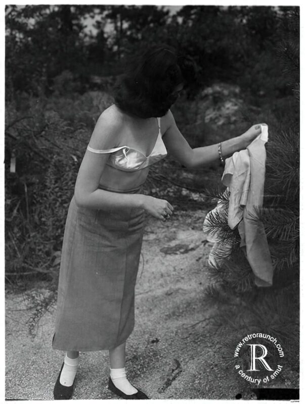 Vintage Women and Girls nude in the 1940's