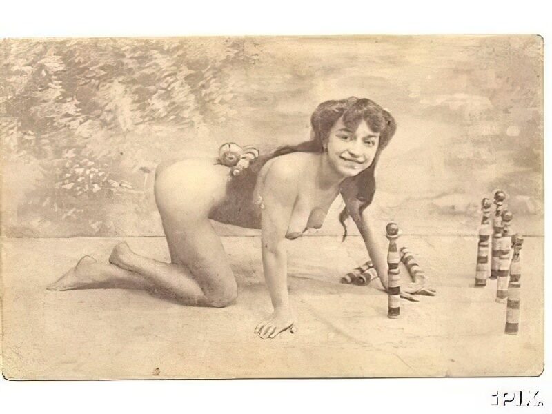 Volume 3 of Black and White Photo of Naked / Nude Women and Girls in the Vintage Era