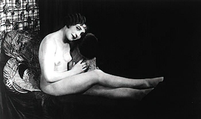 B&W Volume 5 Image of Naked / Nude Woman in the Vintage Era