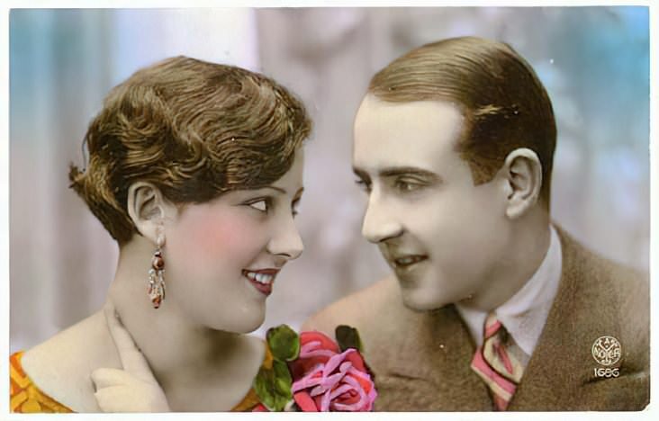 Photo 215 - Color Tint Vintage Nude Men and Women Sepia, Monochrome and Others Photo 215 - Color Tint Vintage Nude Men and Women Sepia, Monochrome and Others