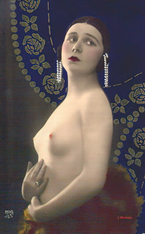 Photo 220 - Color Tint Vintage Nude Men and Women Sepia, Monochrome and Others Photo 220 - Color Tint Vintage Nude Men and Women Sepia, Monochrome and Others