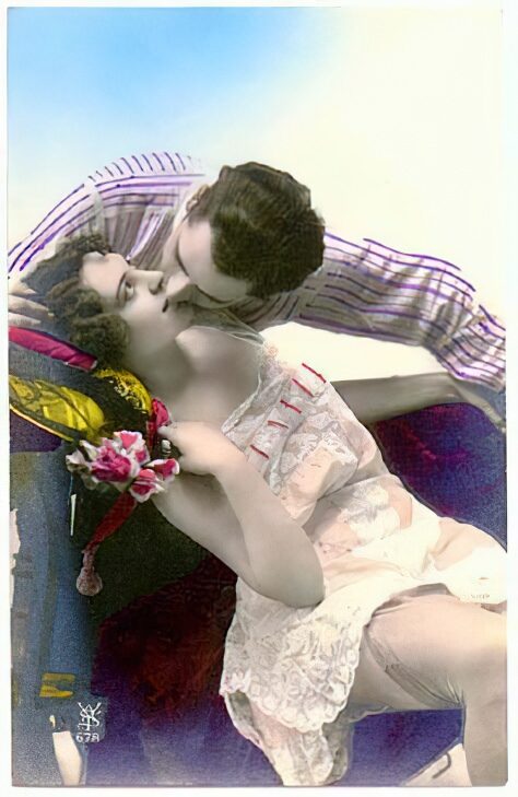 Photo 250 - Color Tint Vintage Nude Men and Women Sepia, Monochrome and Others Photo 250 - Color Tint Vintage Nude Men and Women Sepia, Monochrome and Others