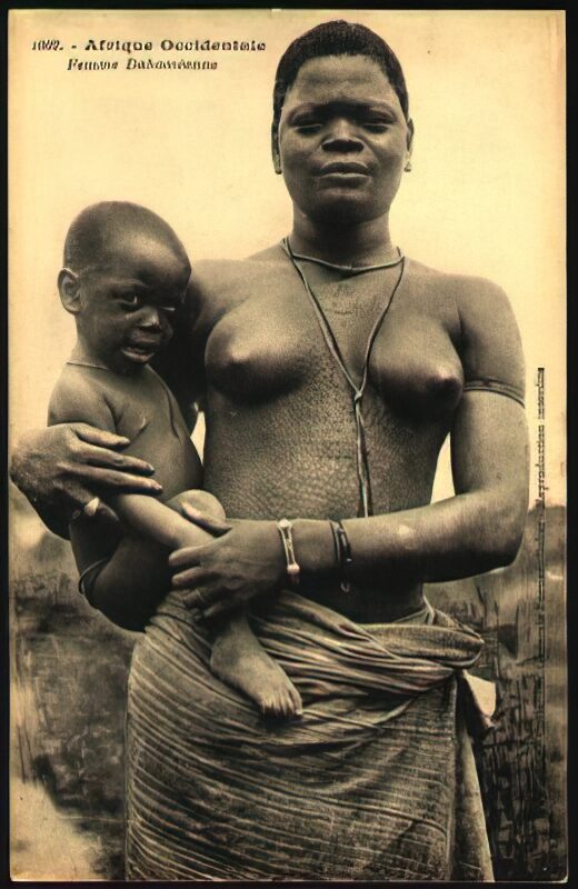 Photo 046 - Ethnic and Indigenous Vintage Nude Men and Women from the YesterYears Photo 046 - Ethnic and Indigenous Vintage Nude Men and Women from the YesterYears