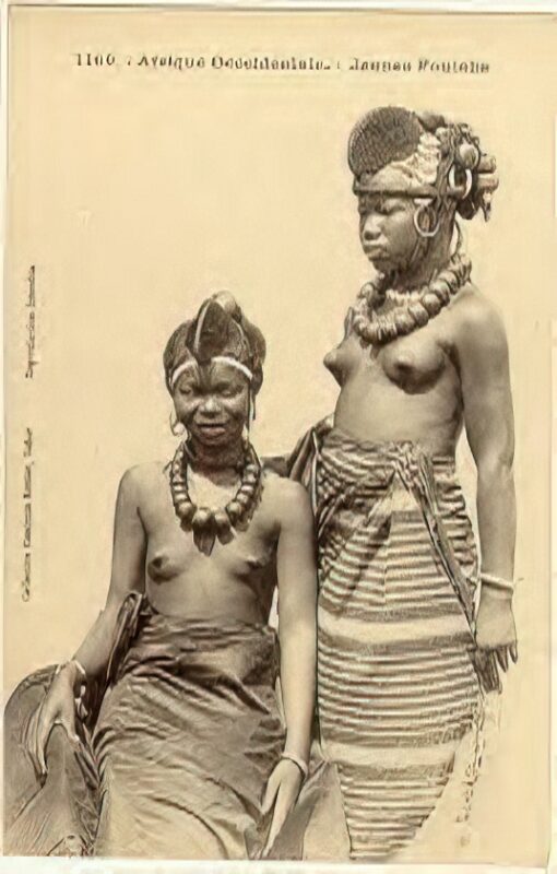 Photo 057 - Ethnic and Indigenous Vintage Nude Men and Women from the YesterYears Photo 057 - Ethnic and Indigenous Vintage Nude Men and Women from the YesterYears