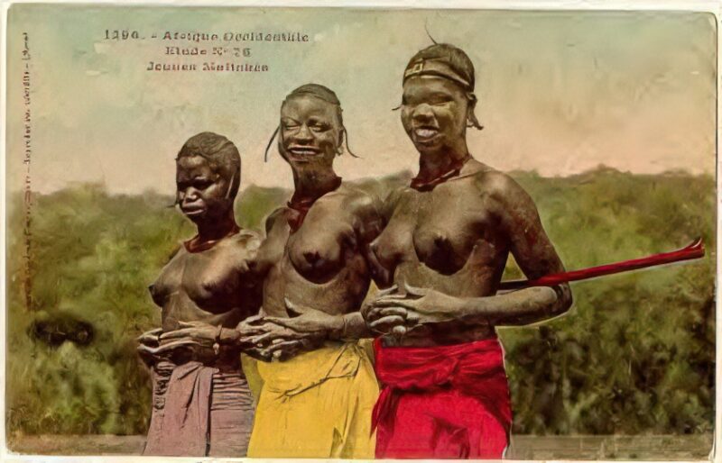 Photo 063 - Ethnic and Indigenous Vintage Nude Men and Women from the YesterYears Photo 063 - Ethnic and Indigenous Vintage Nude Men and Women from the YesterYears