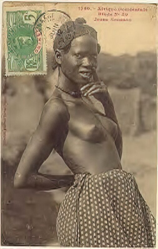 Photo 069 - Ethnic and Indigenous Vintage Nude Men and Women from the YesterYears Photo 069 - Ethnic and Indigenous Vintage Nude Men and Women from the YesterYears