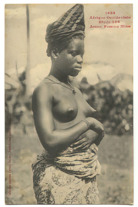 Photo 076 - Ethnic and Indigenous Vintage Nude Men and Women from the YesterYears Photo 076 - Ethnic and Indigenous Vintage Nude Men and Women from the YesterYears