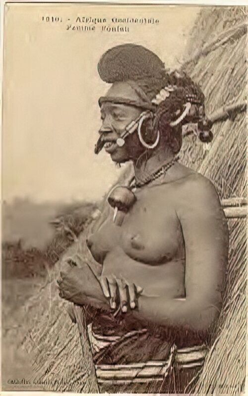 Photo 078 - Ethnic and Indigenous Vintage Nude Men and Women from the YesterYears Photo 078 - Ethnic and Indigenous Vintage Nude Men and Women from the YesterYears