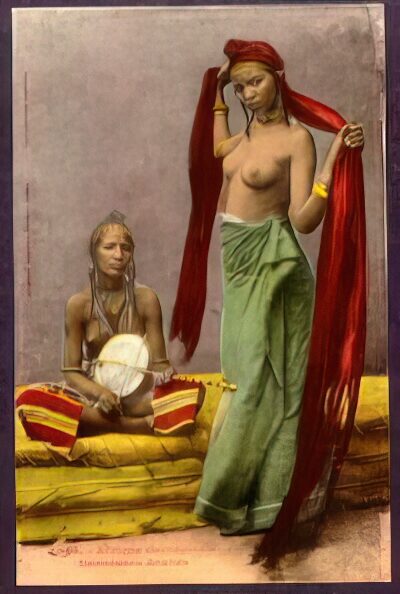 Photo 011 - Ethnic and Indigenous Vintage Nude Men and Women from the YesterYears Photo 011 - Ethnic and Indigenous Vintage Nude Men and Women from the YesterYears