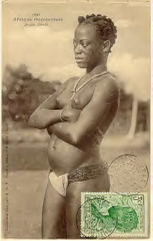 Photo 024 - Ethnic and Indigenous Vintage Nude Men and Women from the YesterYears Photo 024 - Ethnic and Indigenous Vintage Nude Men and Women from the YesterYears