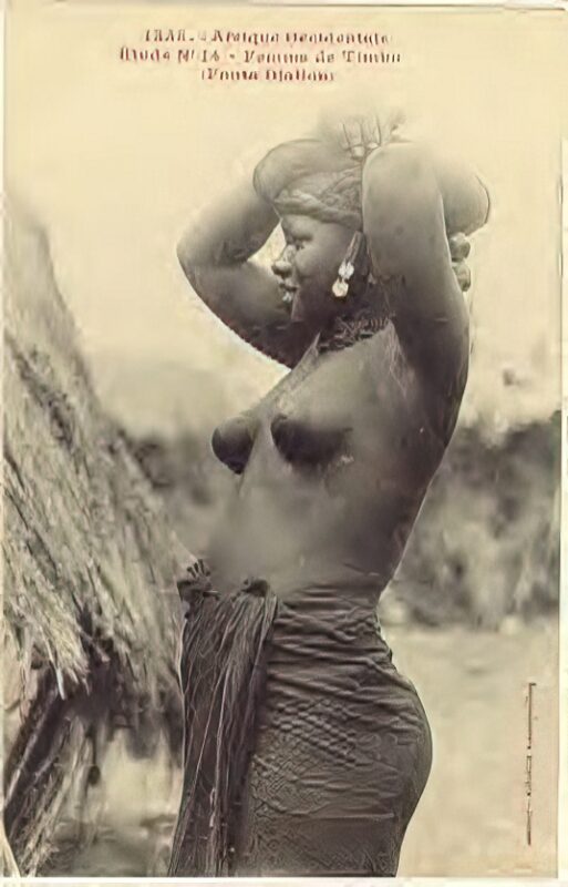 Photo 026 - Ethnic and Indigenous Vintage Nude Men and Women from the YesterYears Photo 026 - Ethnic and Indigenous Vintage Nude Men and Women from the YesterYears