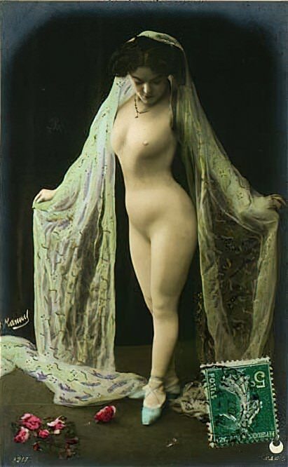 Photo 288 - Color Tint Vintage Nude Men and Women Sepia, Monochrome and Others Photo 288 - Color Tint Vintage Nude Men and Women Sepia, Monochrome and Others