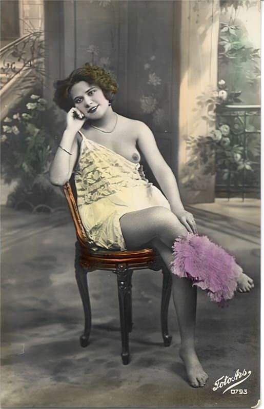 Photo 357 - Color Tint Vintage Nude Men and Women Sepia, Monochrome and Others Photo 357 - Color Tint Vintage Nude Men and Women Sepia, Monochrome and Others