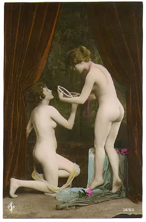 Photo 394 - Color Tint Vintage Nude Men and Women Sepia, Monochrome and Others Photo 394 - Color Tint Vintage Nude Men and Women Sepia, Monochrome and Others