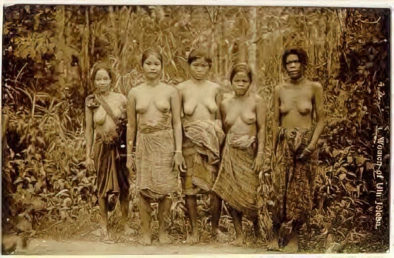 Photo 118 - Ethnic and Indigenous Vintage Nude Men and Women from the YesterYears Photo 118 - Ethnic and Indigenous Vintage Nude Men and Women from the YesterYears