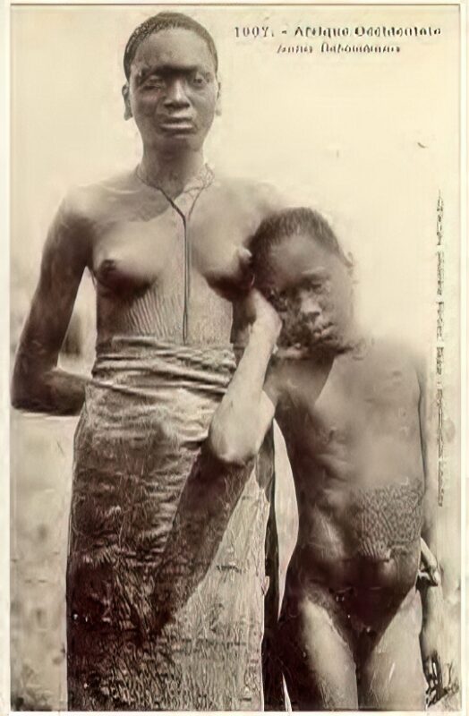 Photo 120 - Ethnic and Indigenous Vintage Nude Men and Women from the YesterYears Photo 120 - Ethnic and Indigenous Vintage Nude Men and Women from the YesterYears