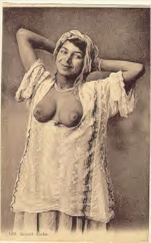 Photo 122 - Ethnic and Indigenous Vintage Nude Men and Women from the YesterYears Photo 122 - Ethnic and Indigenous Vintage Nude Men and Women from the YesterYears