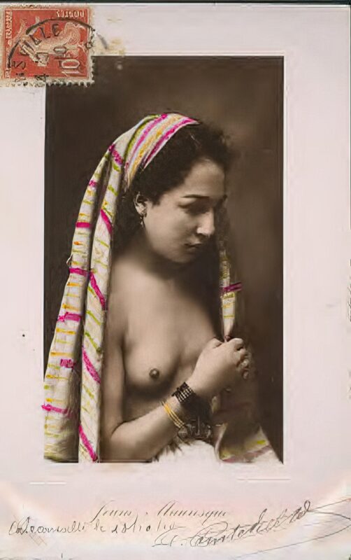 Photo 101 - Ethnic and Indigenous Vintage Nude Men and Women from the YesterYears Photo 101 - Ethnic and Indigenous Vintage Nude Men and Women from the YesterYears