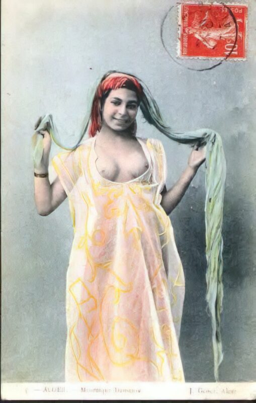 Photo 102 - Ethnic and Indigenous Vintage Nude Men and Women from the YesterYears Photo 102 - Ethnic and Indigenous Vintage Nude Men and Women from the YesterYears