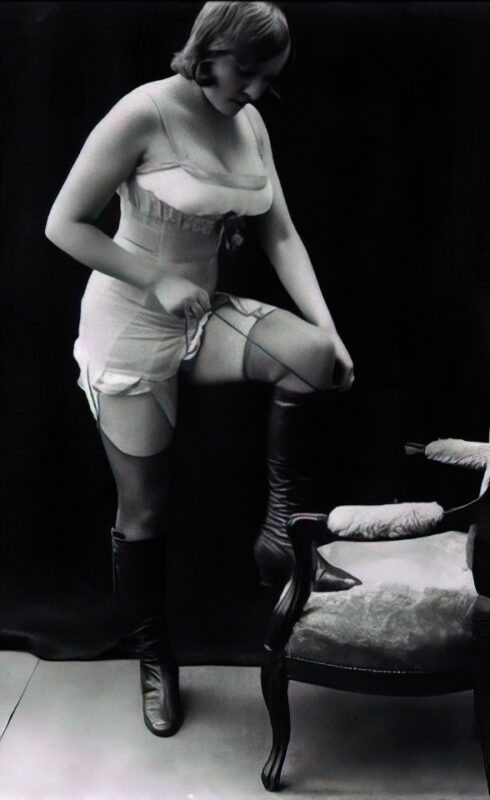 Photo 222 - Vintage Nude Girl Mixed, Upscaled - Volume 3