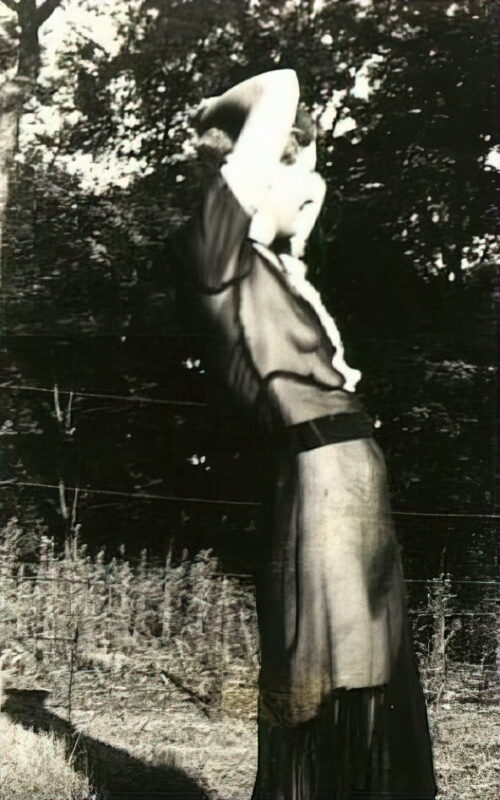 Photo 229 - Vintage Nude Girl Mixed, Upscaled - Volume 3