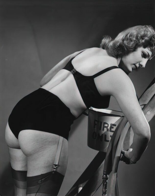 Photo 235 - Vintage Nude Girl Mixed, Upscaled - Volume 3