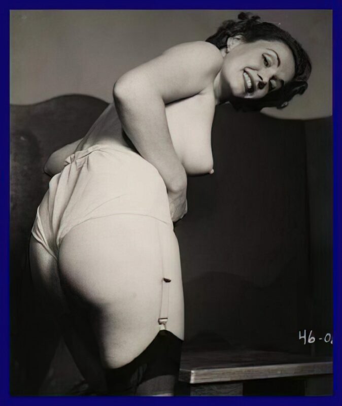 Photo 012 - Vintage Nude Girl Mixed, Upscaled - Volume 4 Photo 012 - Vintage Nude Girl Mixed, Upscaled - Volume 4