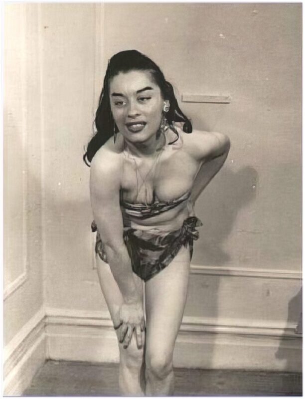 Photo 041 - Vintage Nude Girl Mixed, Upscaled - Volume 4 Photo 041 - Vintage Nude Girl Mixed, Upscaled - Volume 4