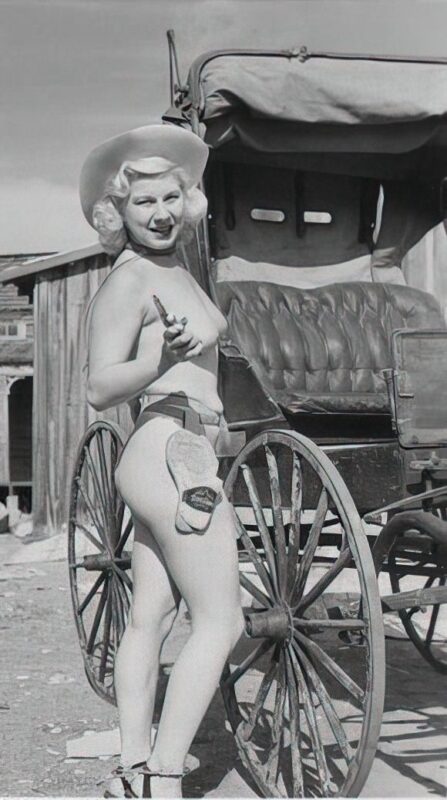 Photo 073 - Vintage Nude Girl Mixed, Upscaled - Volume 4 Photo 073 - Vintage Nude Girl Mixed, Upscaled - Volume 4