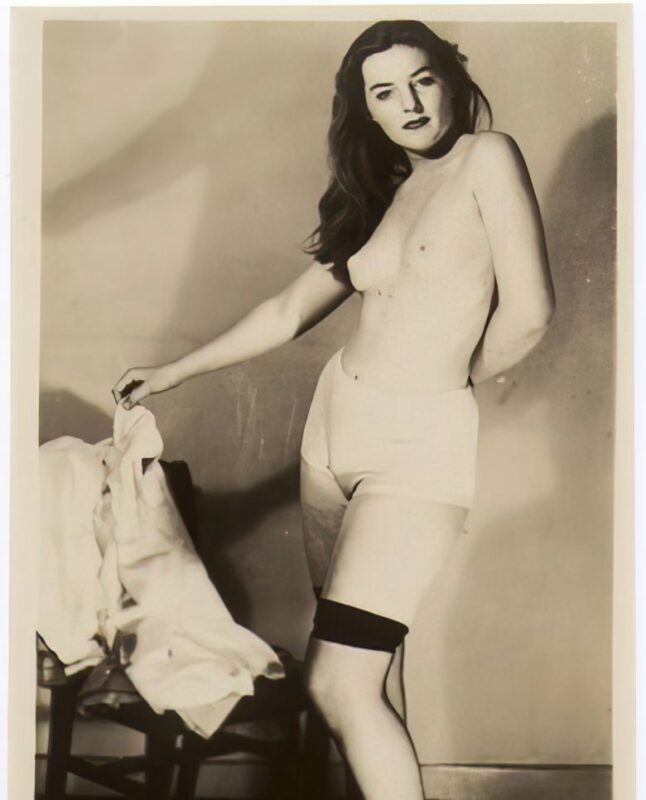 Photo 092 - Vintage Nude Girl Mixed, Upscaled - Volume 4 Photo 092 - Vintage Nude Girl Mixed, Upscaled - Volume 4