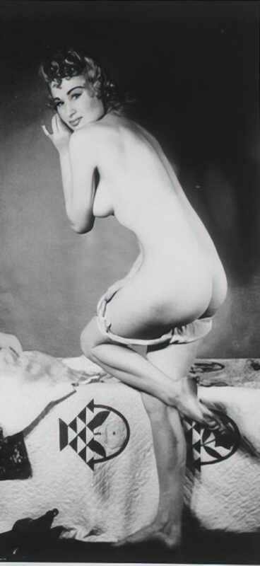 Photo 115 - Vintage Nude Girl Mixed, Upscaled - Volume 4 Photo 115 - Vintage Nude Girl Mixed, Upscaled - Volume 4