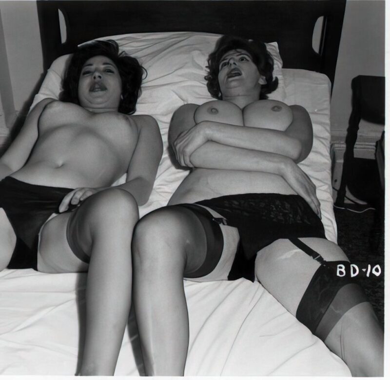 Photo 149 - Vintage Nude Girl Mixed, Upscaled - Volume 4 Photo 149 - Vintage Nude Girl Mixed, Upscaled - Volume 4