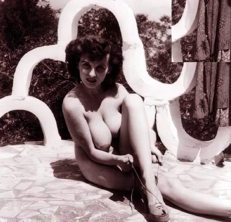 Photo 157 - Vintage Nude Girl Mixed, Upscaled - Volume 4 Photo 157 - Vintage Nude Girl Mixed, Upscaled - Volume 4