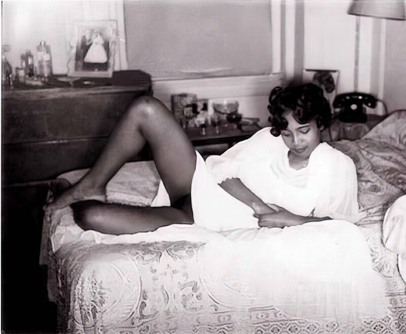 Photo 192 - Vintage Nude Girl Mixed, Upscaled - Volume 4 Photo 192 - Vintage Nude Girl Mixed, Upscaled - Volume 4