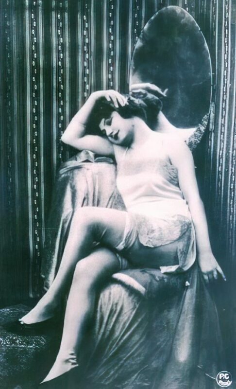 Photo 184 - Vintage Nude Girl Mixed, Upscaled - Volume 5 Photo 184 - Vintage Nude Girl Mixed, Upscaled - Volume 5