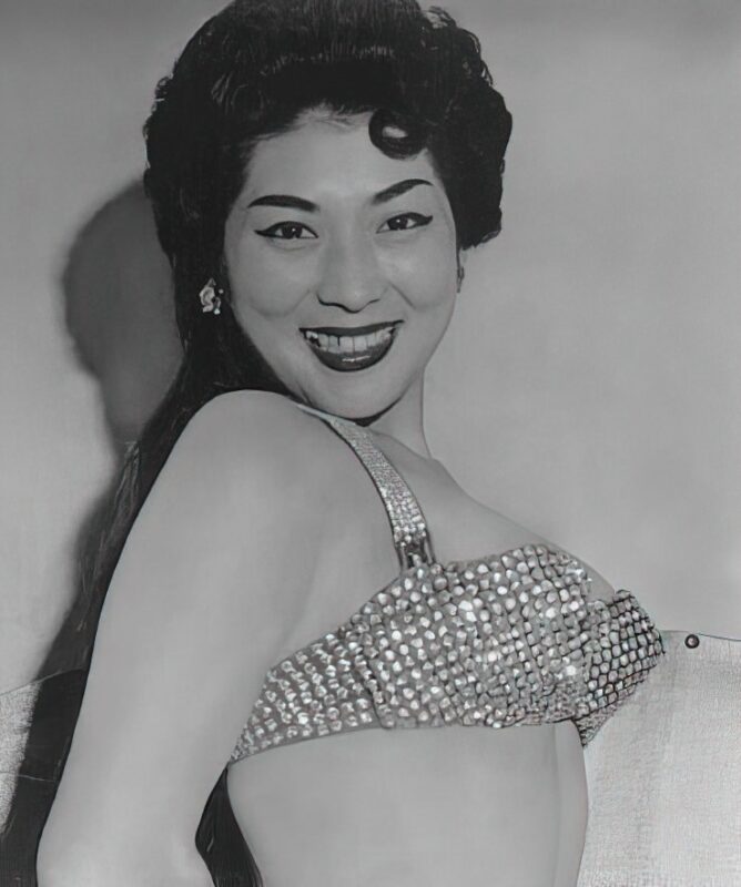 Photo 049 - Vintage Nude Girl Mixed, Upscaled - Volume 6