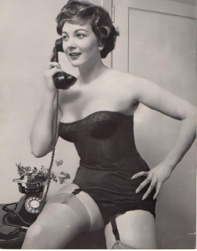 Photo 068 - Vintage Nude Girl Mixed, Upscaled - Volume 6