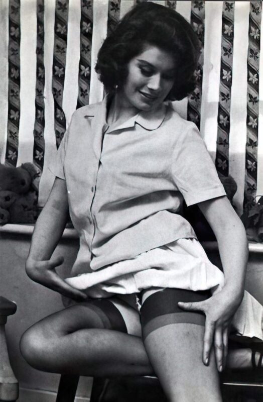 Photo 093 - Vintage Nude Girl Mixed, Upscaled - Volume 6