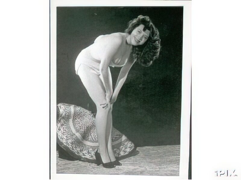 Photo 221 - Vintage Nude Girl Mixed, Upscaled - Volume 6