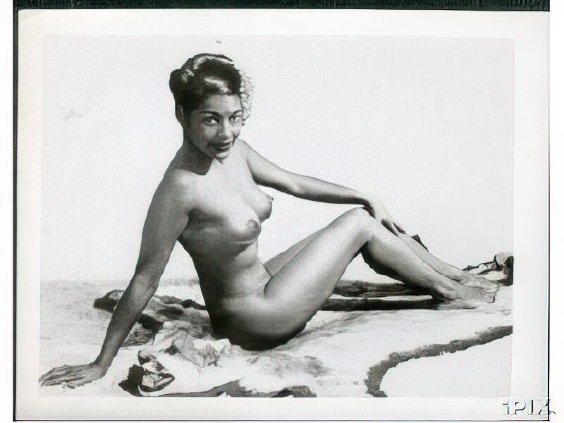 Photo 226 - Vintage Nude Girl Mixed, Upscaled - Volume 6