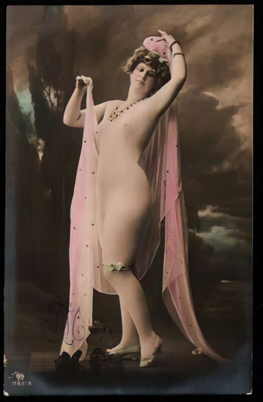 Photo 245 - Vintage Nude Girl Mixed, Upscaled - Volume 6