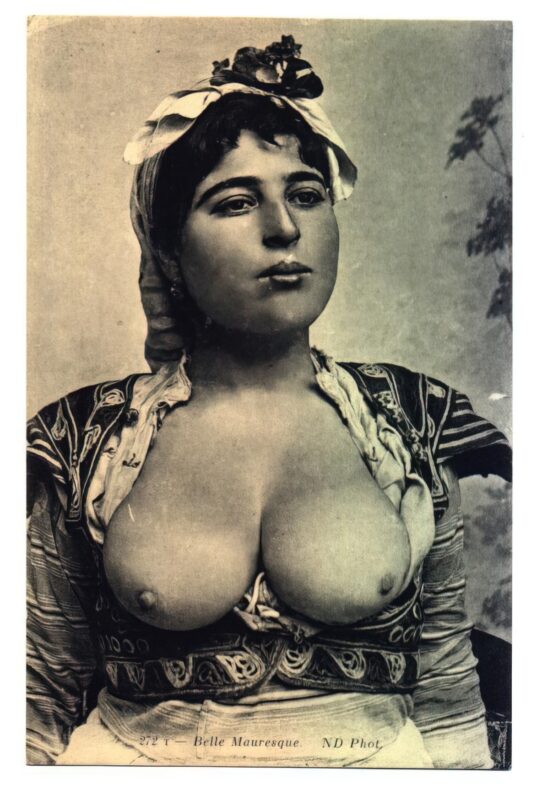 Photo 141 - Ethnic and Indigenous Vintage Nude Men and Women from the YesterYears Photo 141 - Ethnic and Indigenous Vintage Nude Men and Women from the YesterYears